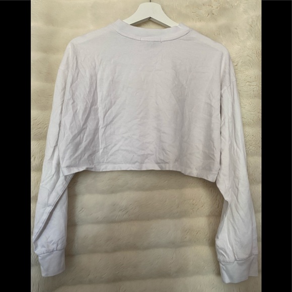 Cropped long sleeve too - Picture 2 of 2